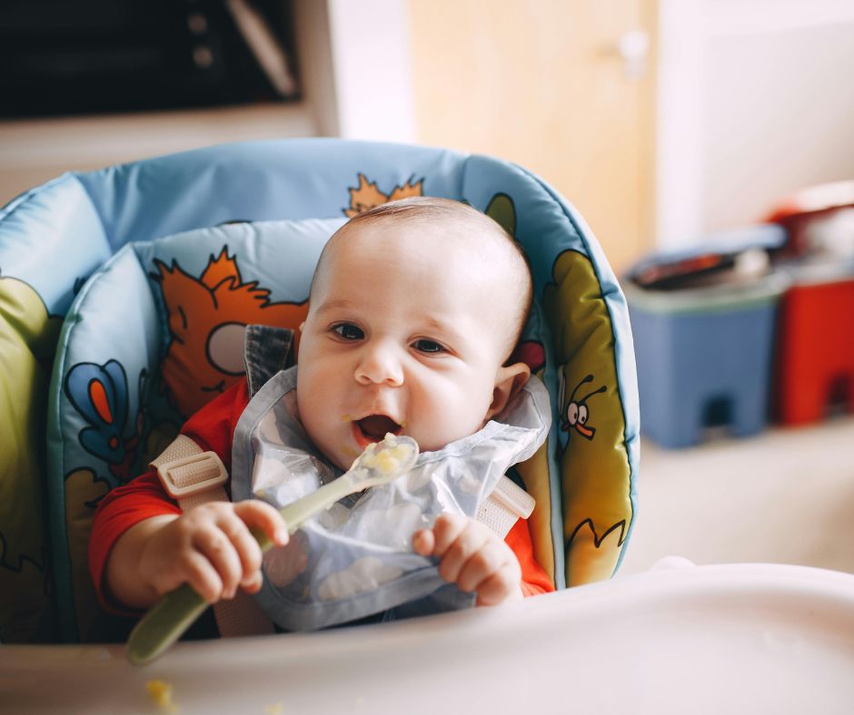 A baba etetéséhez megfelelő kialakítású és minőségű kiskanalat válasszunk!