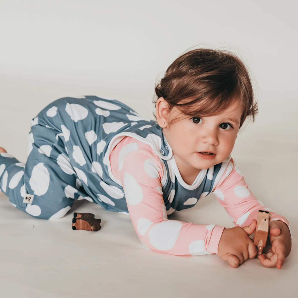 Tipegő Hálózsák - Navy Grey Dínós Bambusz Tipegő Hálózsák 1.5 TOG