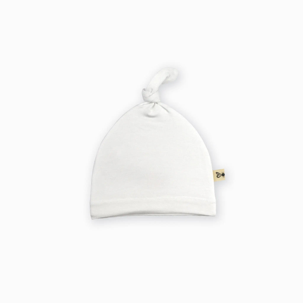 Fehér megkötős bambusz babasapka újszülötteknek